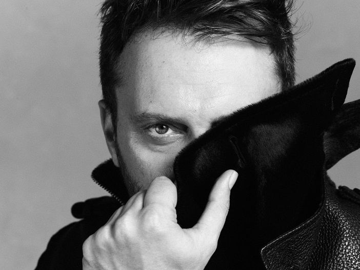 Music Control: Cesare Cremonini ancora in testa Music Control: Cesare Cremonini ancora in testa