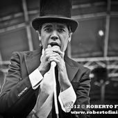 13 giugno 2012 - Rock in IdRho 2012 - Carroponte - Sesto San Giovanni (Mi) - Hives in concerto 13 giugno 2012 - Rock in IdRho 2012 - Carroponte - Sesto San Giovanni (Mi) - Hives in concerto