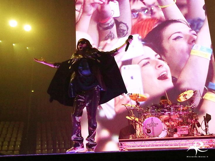 Thirty Seconds to Mars