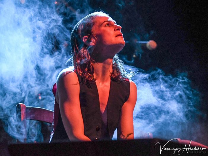 &quot;Stayin&#039; alive&quot; dei Bee Gees riletta da Christine And The Queens