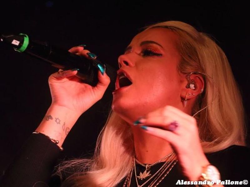 2 dicembre 2018 - Circolo Magnolia - Segrate (Mi) - Lily Allen in concerto