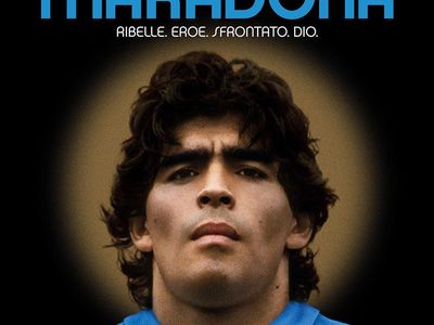 Maradona si dà al canto