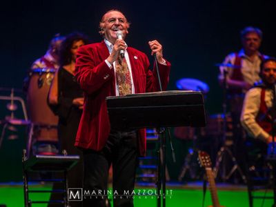 Renzo Arbore meastro di cerimonie sulla European Vision