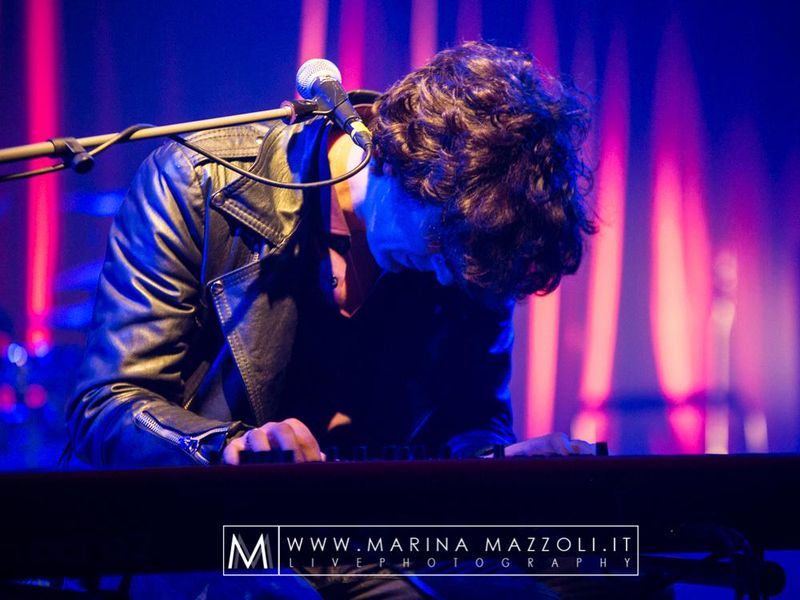 16 novembre 2016 - Teatro La Claque - Genova - Ermal Meta in concerto 16 novembre 2016 - Teatro La Claque - Genova - Ermal Meta in concerto