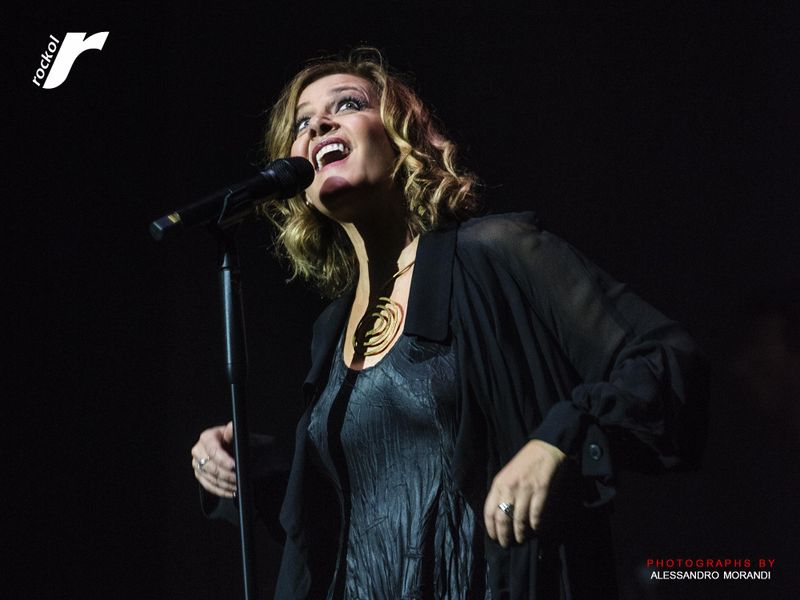 9 dicembre 2024 - Teatro Verdi - Firenze - Irene Grandi in concerto 9 dicembre 2024 - Teatro Verdi - Firenze - Irene Grandi in concerto