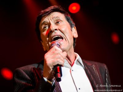 Gianni Morandi torna al cinema dopo 40 anni: in gara a Locarno &apos;Padroni di casa&apos;