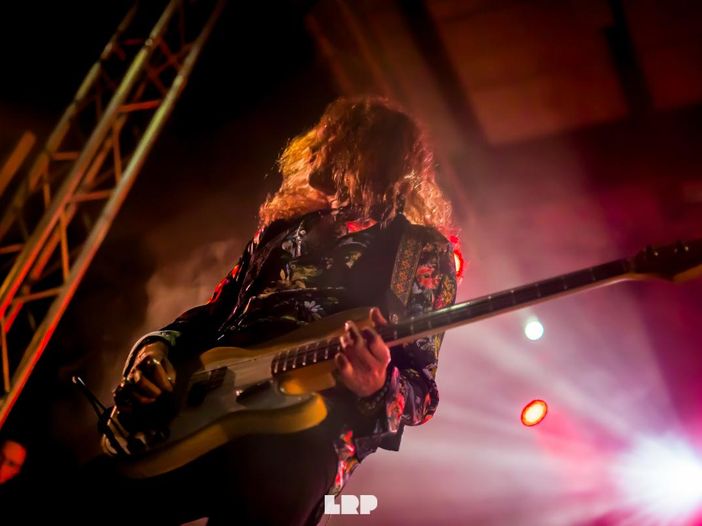 Glenn Hughes, esce il singolo &quot;Heavy&quot;, alla batteria Chad Smith (Red Hot Chili Peppers) - VIDEO