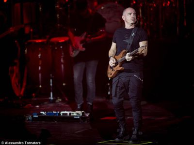 Eros Ramazzotti sposa Marica il 21 giugno in Piemonte