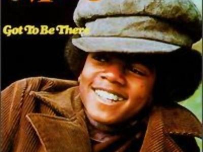 La Toya insiste: &apos;Michael Jackson assassinato&apos;. E, per il 25 giugno...