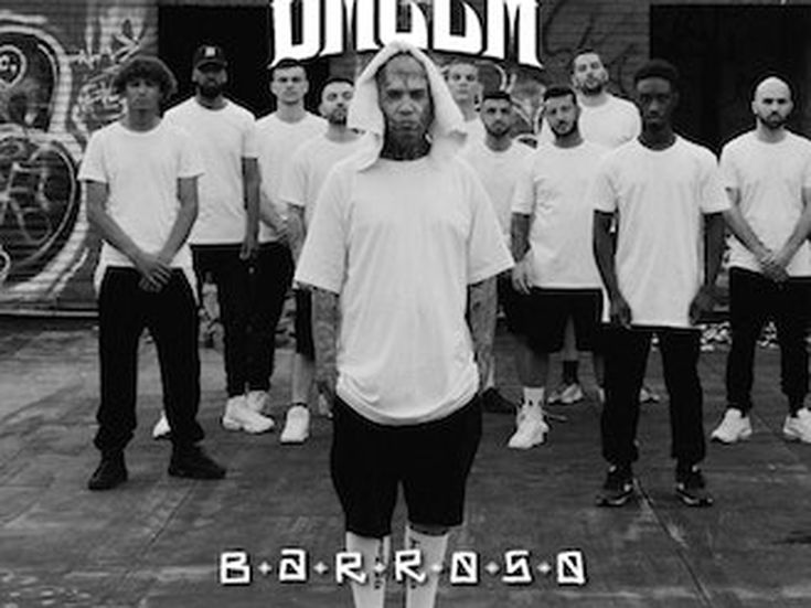 Vacca presenta il suo nuovo libro/album &quot;Pellossa&quot;: &apos;Basta dire solo ca**te&apos;