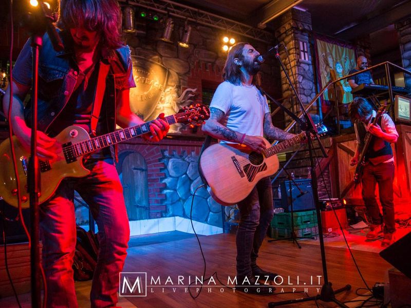 8 giugno 2016 - Che Festival - Music for Peace - Genova - Omar Pedrini in concerto