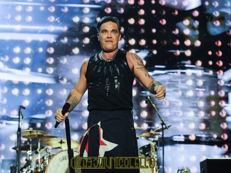17 luglio 2017 - Piazza Colbert - Barolo (Cn) - Robbie Williams in concerto