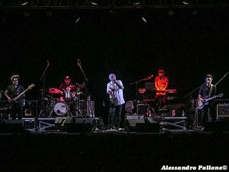 ‘Musica dei cieli 2002’ con Eugenio Finardi, Raiz degli Almamegretta e Radiodervish