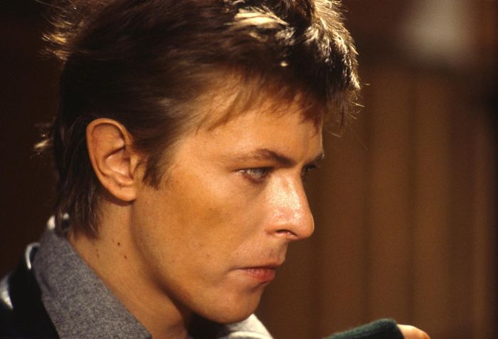 https://images.rockol.it/1QD_jsD7p2lGEMzg57ic5wswiRM=/700x0/smart/rockol-img/img/foto/upload/02-david-bowie-studio-rca-roma-1977-piero-togni.jpg