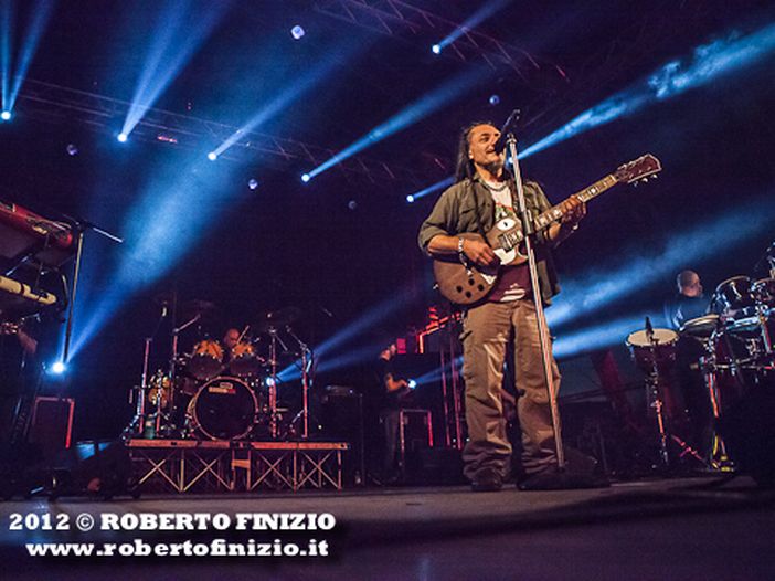 Concerti, Africa Unite: al via il 3 aprile il 'Babilonia e poesia tour 2013" Concerti, Africa Unite: al via il 3 aprile il 'Babilonia e poesia tour 2013"