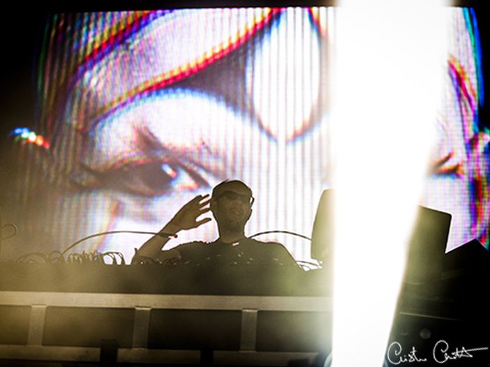 Chemical Brothers, i dettagli della ristampa di &lsquo;Surrender&rsquo; per il ventennale