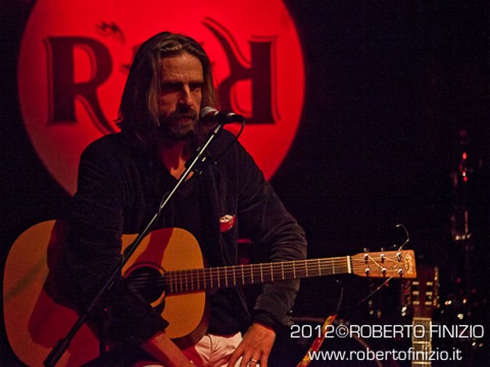 Giulio Casale, l'inedita "coscienza c": in versione #NoFilter Giulio Casale, l'inedita "coscienza c": in versione #NoFilter