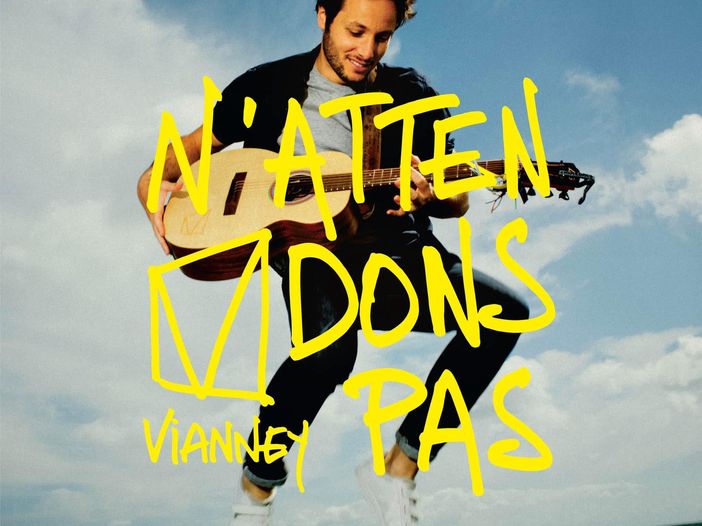 Il cantautore francese Vianney suona e canta &ldquo;N&rsquo;Attendons Pas&rsquo;&rdquo; in esclusiva per Rockol. Guarda il video. 