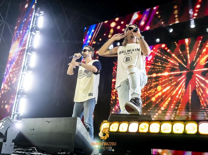 Gemelli DiVersi: al via l'1 marzo il 'Tutto da capo club tour 2013' Gemelli DiVersi: al via l'1 marzo il 'Tutto da capo club tour 2013'