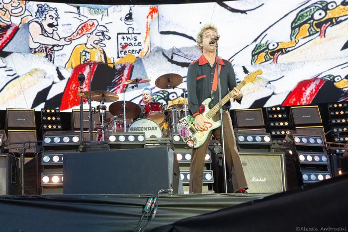https://images.rockol.it/2TDk-ezec9q2nHrT9xglu7EW5rE=/700x0/smart/rockol-img/img/foto/upload/5green-day.jpg