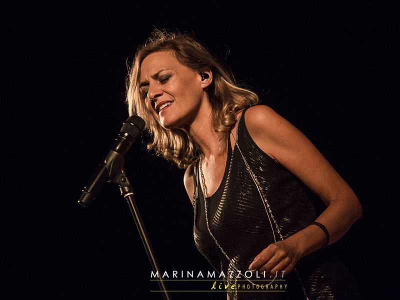 7 agosto 2016 - Villa Romana - Bocca di Magra (Sp) - Irene Grandi & Pastis in concerto 7 agosto 2016 - Villa Romana - Bocca di Magra (Sp) - Irene Grandi & Pastis in concerto