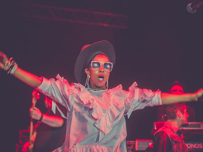 Lauryn Hill scrive una lettera a Nicki Minaj Lauryn Hill scrive una lettera a Nicki Minaj