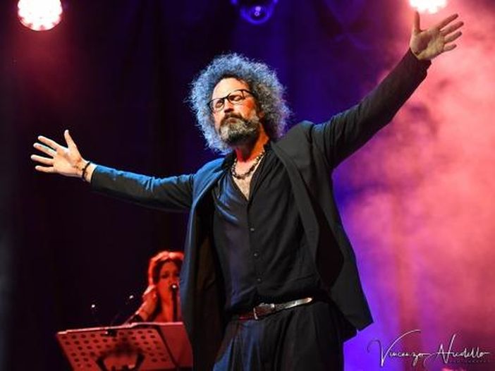 Cristicchi difende la Pausini dopo le polemiche su &quot;Bella Ciao&quot;