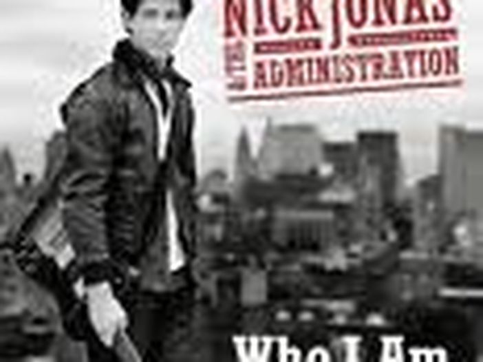 Teatro, Nick dei Jonas Brothers prende il posto di Daniel Radcliffe