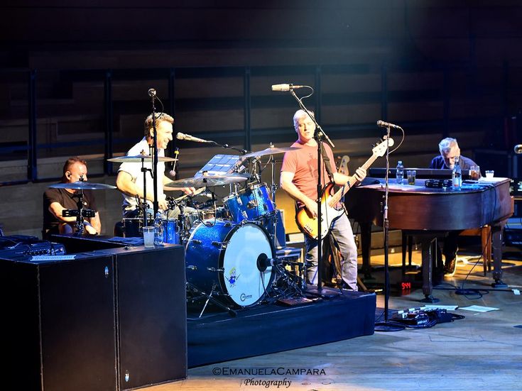 Duritz (Counting Crows) lancia un'etichetta e trova artisti su MySpace