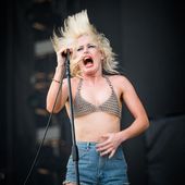 15 giugno 2022 - I-Days - Ippodromo - Milano - Amyl and the Sniffers in concerto