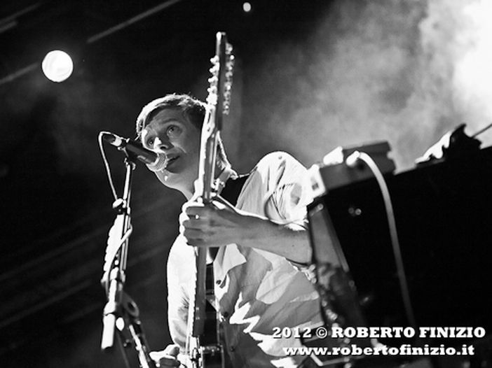 Death Cab for Cutie: Ascolta il nuovo singolo &ldquo;To the ground&rdquo;