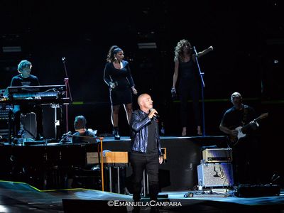 Eros Ramazzotti ritorna in testa alla classifica di Music Control