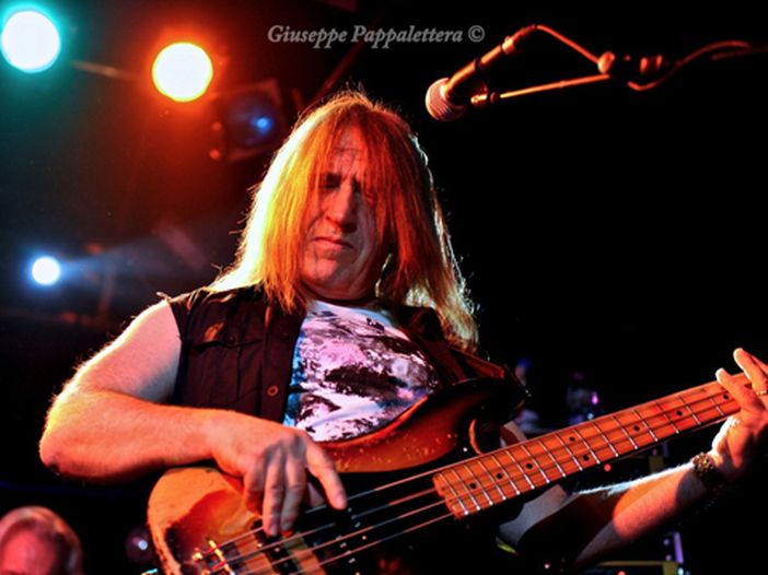 Trevor Bolder (Uriah Heep, Spiders From Mars con David Bowie): 'Ho il cancro' Trevor Bolder (Uriah Heep, Spiders From Mars con David Bowie): 'Ho il cancro'