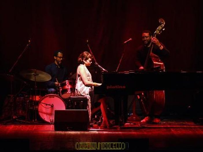 Norah Jones ospite speciale dei Little Willies