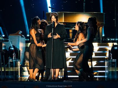 Lana Del Rey, ascolta qui la cover di &apos;Goodbye kiss&apos; dei Kasabian