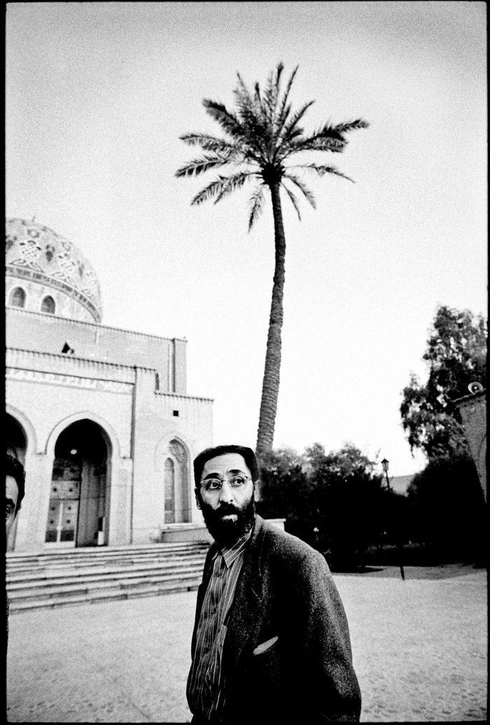 https://images.rockol.it/5032P1pFtXkpOBIoXvehqjjE1QQ=/700x0/smart/rockol-img/img/foto/upload/franco-battiatoc-isabella-balena-baghdad-1992.jpg