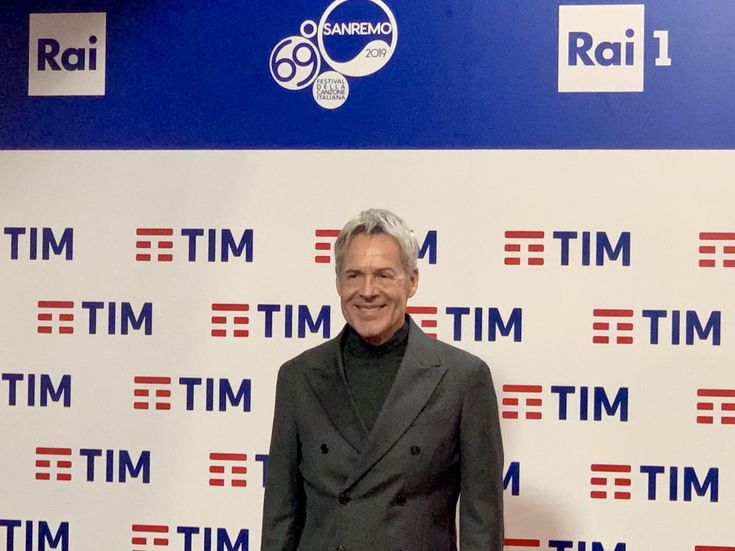 Sanremo: Lino Banfi e i Ragazzi di Scampia forse al Festival