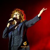 26 aprile 2022 - Teatro Carlo Felice - Genova - Fiorella Mannoia in concerto 26 aprile 2022 - Teatro Carlo Felice - Genova - Fiorella Mannoia in concerto