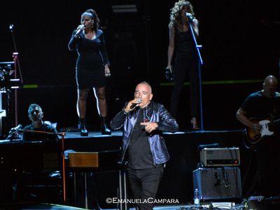 Music Control: Ramazzotti e Le Vibrazioni ancora in testa