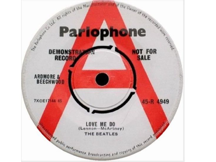 Beatles love me do
