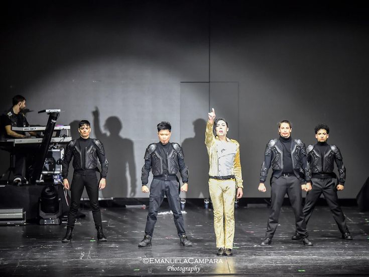 Michael Jackson chiama i fan al telefono