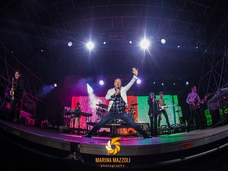 Simple Minds, tracklist e primo video da 'Big music': GUARDA
