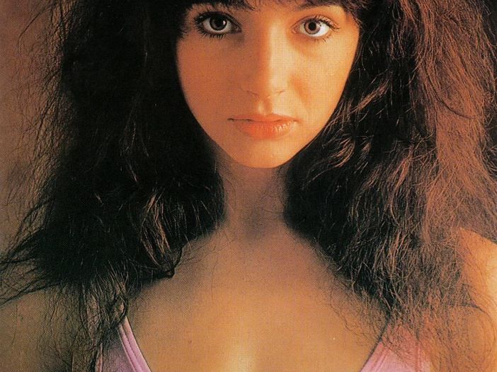 Kate Bush: deve le sue conoscenze musicali ai fratelli Kate Bush: deve le sue conoscenze musicali ai fratelli