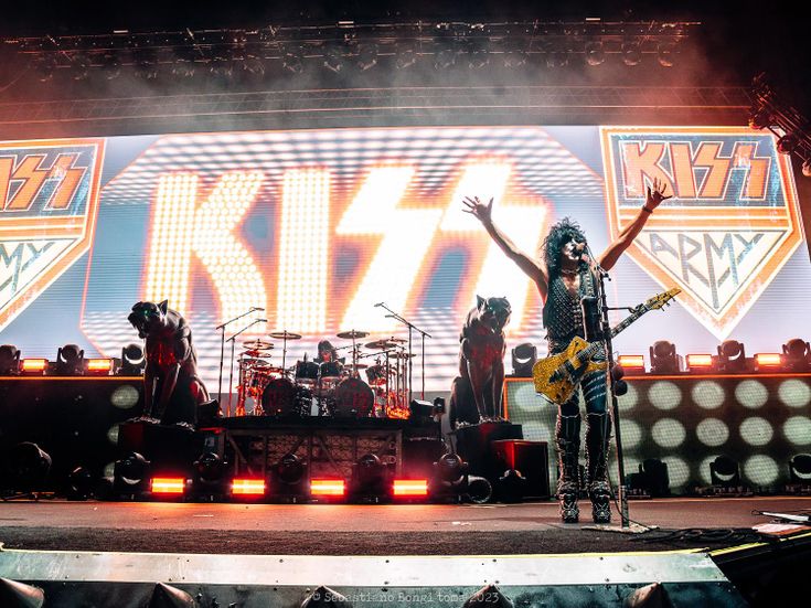 Peter Criss sente la mancanza dei Kiss