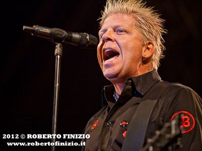 Ad una 14enne USA il milione di dollari degli Offspring
