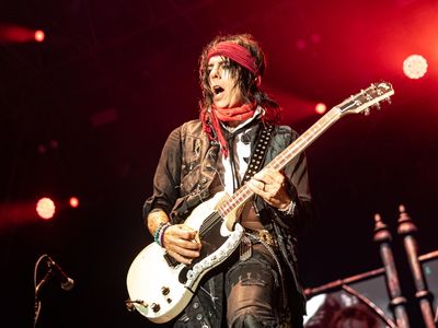 Alice Cooper: &apos;Insegno catechismo ai bambini della mia parrocchia&apos;