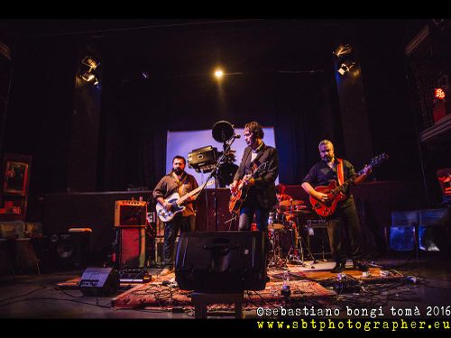 Anche Hugo Race (Bad Seeds) su Desvelos, neo-indie italiana