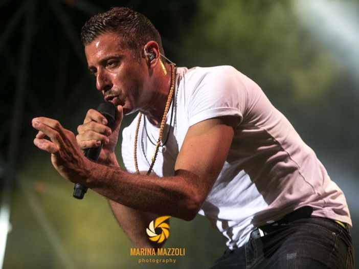 Concerti, Francesco Gabbani annuncia un mini tour per la prossima estate Concerti, Francesco Gabbani annuncia un mini tour per la prossima estate
