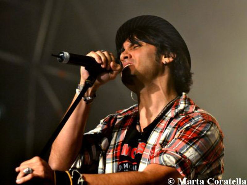 19 Novembre 2010 - Atlantico Live - Roma - Fabrizio Moro in concerto