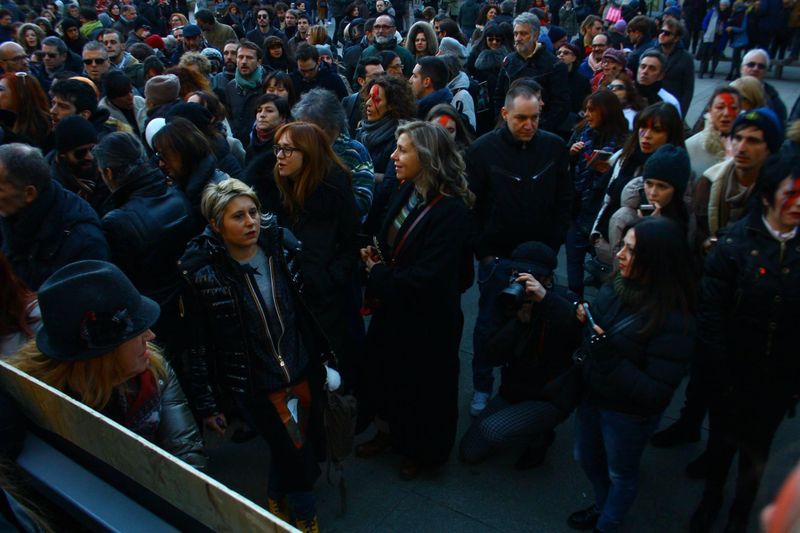 FlashMob alle Colonne di San Lorenzo a Milano il 17 gennaio